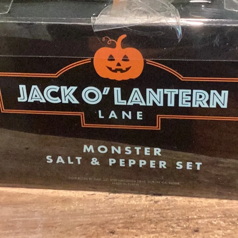 Jack O’Lantern Lane brand new